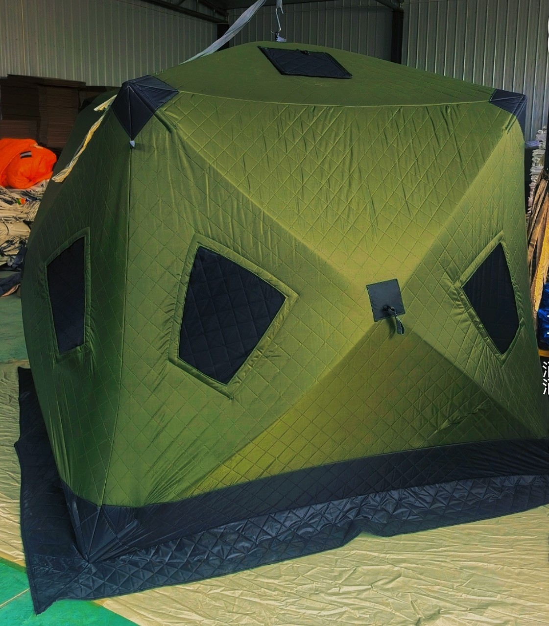 Fishing Equipment Needed - Twee-deurs wintervisstent met meerdere ramen, snel